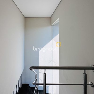 Casa com 136m², 3 quartos (sendo 1 suíte), 2 garagens, no bairro Campeche em Florianópolis