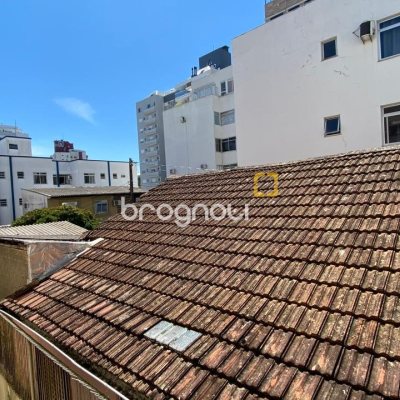 Apartamento com 86m², 3 quartos, no bairro Canto em Florianópolis