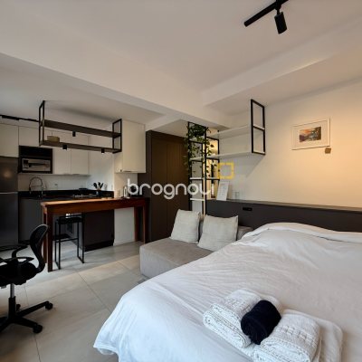 Studio com 31m², 1 garagem, no bairro Trindade em Florianópolis