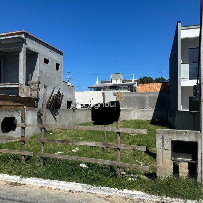 Terreno com 127m², no bairro Ingleses em Florianópolis