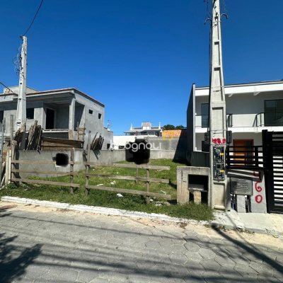Terreno com 127m², no bairro Ingleses em Florianópolis