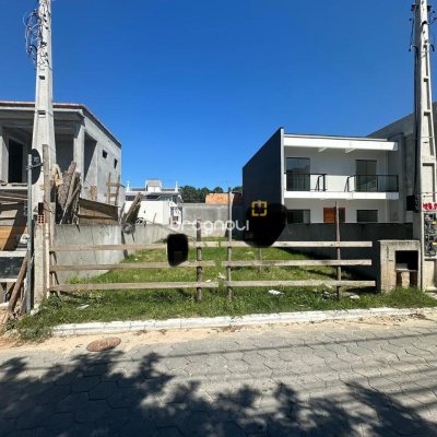 Terreno com 127m², no bairro Ingleses em Florianópolis