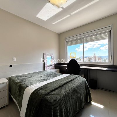 Apartamento com 88m², 3 quartos (sendo 1 suíte), 1 garagem, no bairro Trindade em Florianópolis