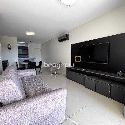 Apartamento com 88m², 3 quartos (sendo 1 suíte), 1 garagem, no bairro Trindade em Florianópolis