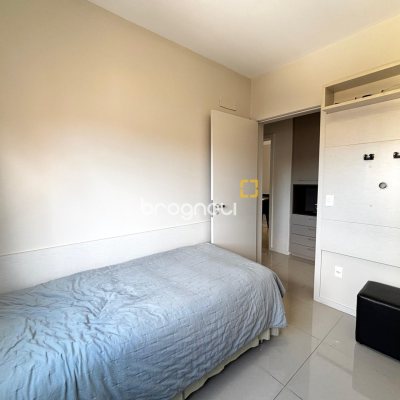 Apartamento com 88m², 3 quartos (sendo 1 suíte), 1 garagem, no bairro Trindade em Florianópolis