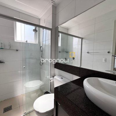 Apartamento com 88m², 3 quartos (sendo 1 suíte), 1 garagem, no bairro Trindade em Florianópolis