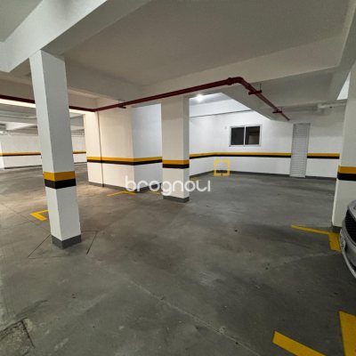 Apartamento com 88m², 3 quartos (sendo 1 suíte), 1 garagem, no bairro Trindade em Florianópolis