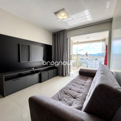 Apartamento com 88m², 3 quartos (sendo 1 suíte), 1 garagem, no bairro Trindade em Florianópolis