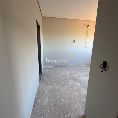 Casa de Condomínio com 325m², 3 quartos (sendo 2 suítes), 2 garagens, no bairro Ingleses em Florianópolis
