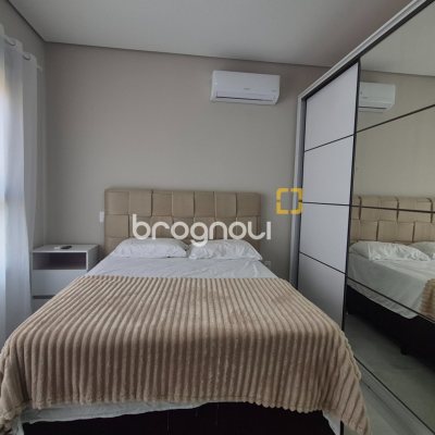 Apartamento com 63m², 2 quartos (sendo 1 suíte), 1 garagem, no bairro Santinho em Florianópolis