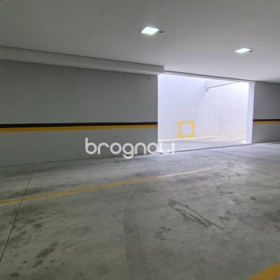 Apartamento com 63m², 2 quartos (sendo 1 suíte), 1 garagem, no bairro Santinho em Florianópolis