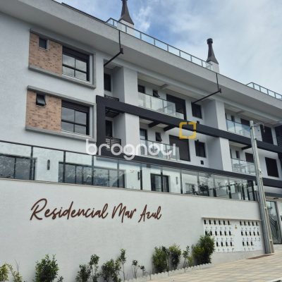 Apartamento com 63m², 2 quartos (sendo 1 suíte), 1 garagem, no bairro Santinho em Florianópolis