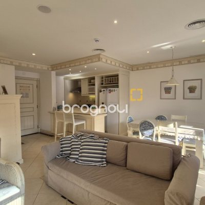 Cobertura com 133m², 2 quartos (sendo 1 suíte), 1 garagem, no bairro Jurerê Internacional em Florianópolis