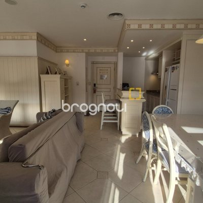 Cobertura com 133m², 2 quartos (sendo 1 suíte), 1 garagem, no bairro Jurerê Internacional em Florianópolis