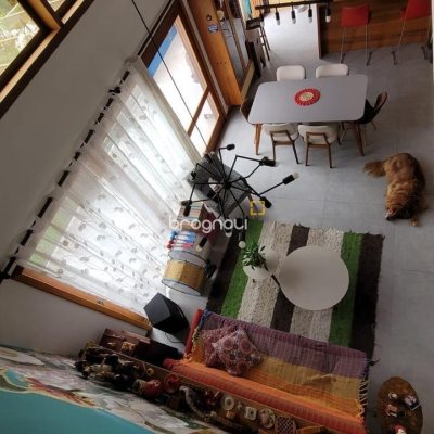 Casa de Condomínio com 319m², 3 quartos (sendo 2 suítes), 2 garagens, no bairro Trindade em Florianópolis