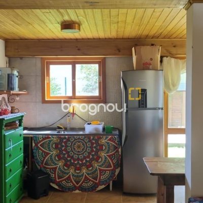 Casa de Condomínio com 319m², 3 quartos (sendo 2 suítes), 2 garagens, no bairro Trindade em Florianópolis
