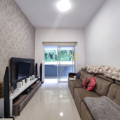 Casa de Condomínio com 500m², 4 quartos (sendo 3 suítes), 2 garagens, no bairro Cachoeira do Bom Jesus em Florianópolis