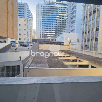Apartamento com 48m², 1 quarto, no bairro Centro em Florianópolis
