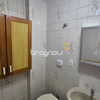 Apartamento com 48m², 1 quarto, no bairro Centro em Florianópolis