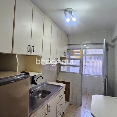Apartamento com 48m², 1 quarto, no bairro Centro em Florianópolis
