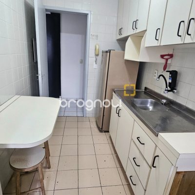 Apartamento com 48m², 1 quarto, no bairro Centro em Florianópolis