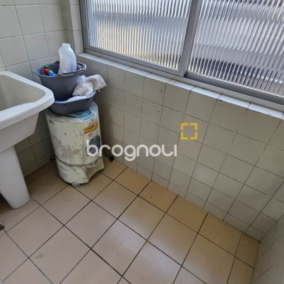 Apartamento com 48m², 1 quarto, no bairro Centro em Florianópolis