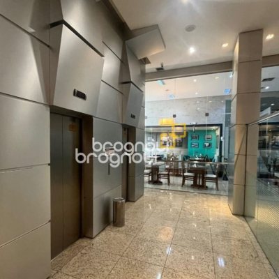 Sala com 35m², 1 garagem, no bairro Trindade em Florianópolis
