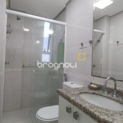 Apartamento com 88m², 3 quartos (sendo 1 suíte), 2 garagens, no bairro Praia Brava em Florianópolis