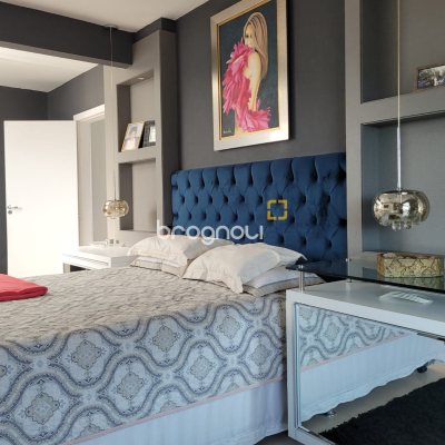Casa com 264m², 3 quartos (sendo 1 suíte), 2 garagens, no bairro Itacorubi em Florianópolis