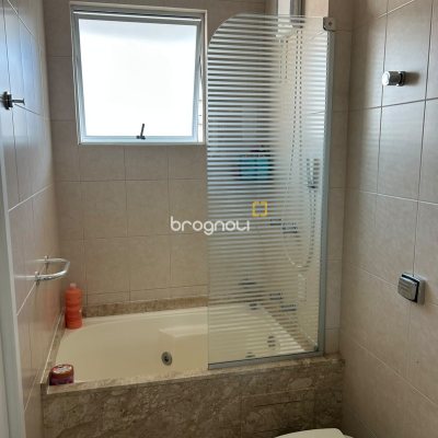 Cobertura com 253m², 3 quartos (sendo 1 suíte), 3 garagens, no bairro Itacorubi em Florianópolis