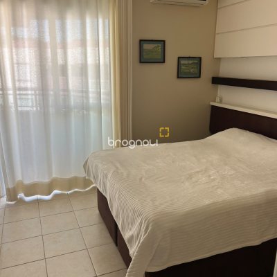 Cobertura com 253m², 3 quartos (sendo 1 suíte), 3 garagens, no bairro Itacorubi em Florianópolis