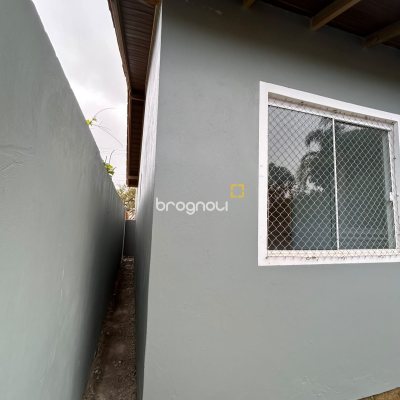 Casa com 42m², 2 quartos, 1 garagem, no bairro São João do Rio Vermelho em Florianópolis