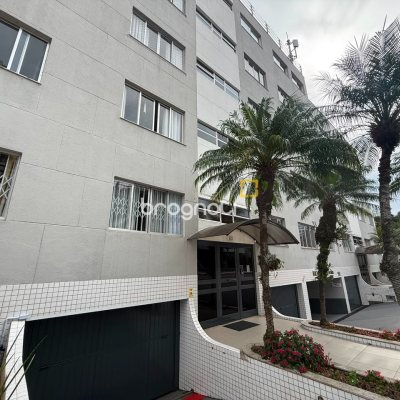 Apartamento com 108m², 3 quartos (sendo 1 suíte), 1 garagem, no bairro Abraão em Florianópolis