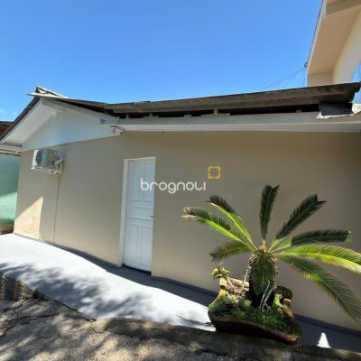 Casa com 150m², 1 quarto, 2 garagens, no bairro Jurerê em Florianópolis