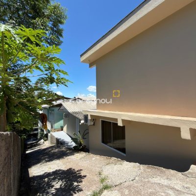 Casa com 150m², 1 quarto, 2 garagens, no bairro Jurerê em Florianópolis