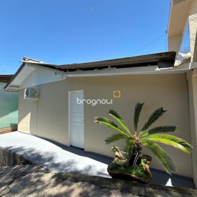 Casa com 150m², 1 quarto, 2 garagens, no bairro Jurerê em Florianópolis
