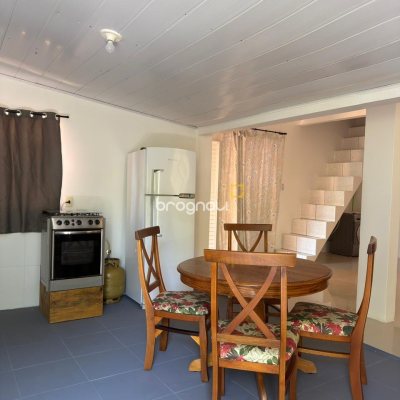 Casa com 150m², 1 quarto, 2 garagens, no bairro Jurerê em Florianópolis