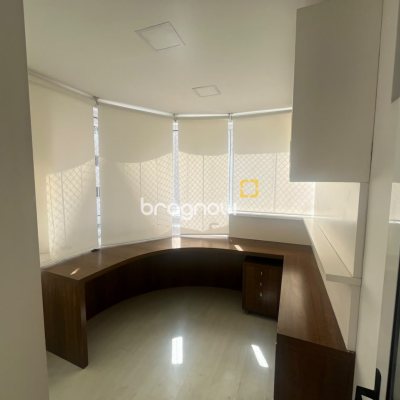 Apartamento com 65m², 2 quartos, 1 garagem, no bairro Centro em Florianópolis
