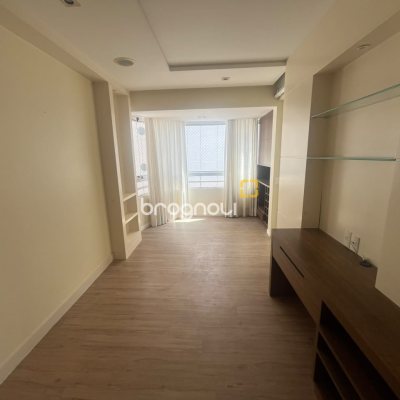 Apartamento com 65m², 2 quartos, 1 garagem, no bairro Centro em Florianópolis