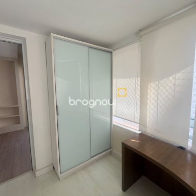 Apartamento com 65m², 2 quartos, 1 garagem, no bairro Centro em Florianópolis