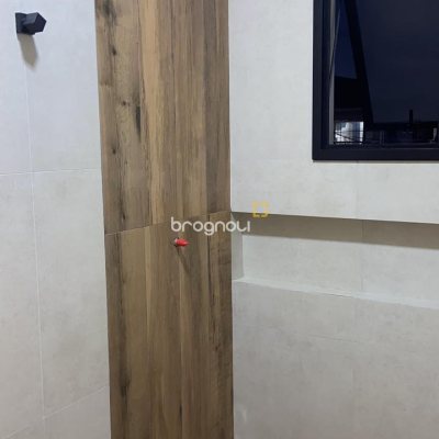 Casa com 80m², 2 quartos (sendo 2 suítes), 3 garagens, no bairro Ingleses em Florianópolis
