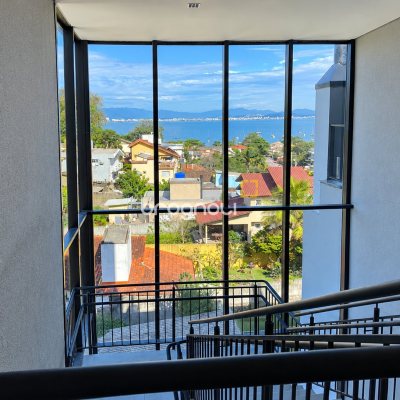 Loft com 50m², 1 quarto (sendo 1 suíte), 1 garagem, no bairro Santo Antônio de Lisboa em Florianópolis