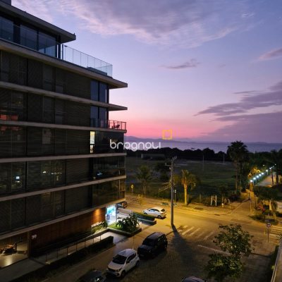 Apartamento com 114m², 4 quartos (sendo 4 suítes), 1 garagem, no bairro Jurerê em Florianópolis