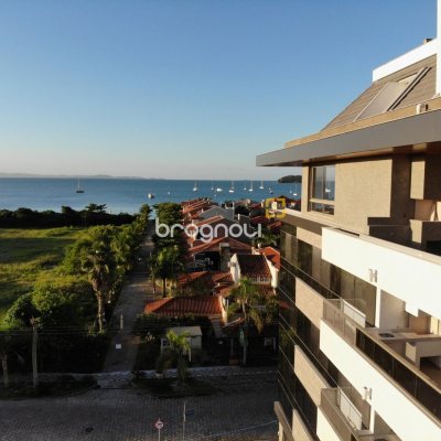 Apartamento com 114m², 4 quartos (sendo 4 suítes), 1 garagem, no bairro Jurerê em Florianópolis