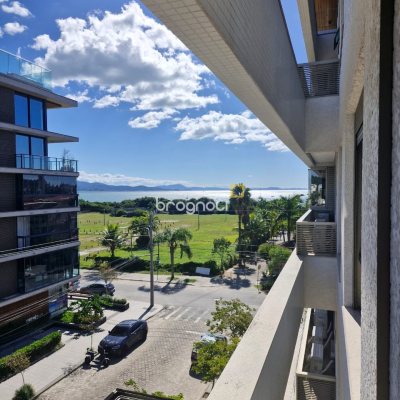 Apartamento com 114m², 4 quartos (sendo 4 suítes), 1 garagem, no bairro Jurerê em Florianópolis