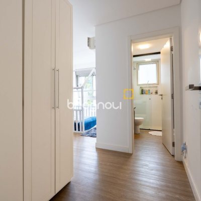 Apartamento com 114m², 4 quartos (sendo 4 suítes), 1 garagem, no bairro Jurerê em Florianópolis