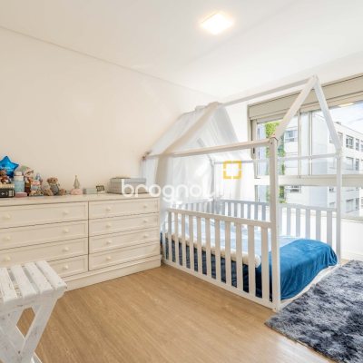 Apartamento com 114m², 4 quartos (sendo 4 suítes), 1 garagem, no bairro Jurerê em Florianópolis
