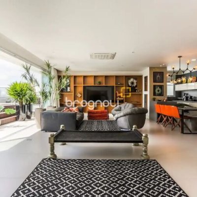 Cobertura com 292m², 3 quartos (sendo 3 suítes), 2 garagens, no bairro Jurerê Internacional em Florianópolis