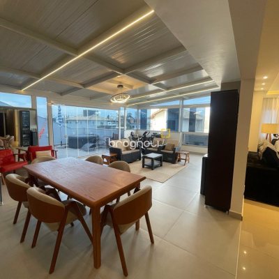 Cobertura com 146m², 2 quartos (sendo 1 suíte), 2 garagens, no bairro Ingleses em Florianópolis