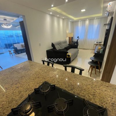 Cobertura com 146m², 2 quartos (sendo 1 suíte), 2 garagens, no bairro Ingleses em Florianópolis